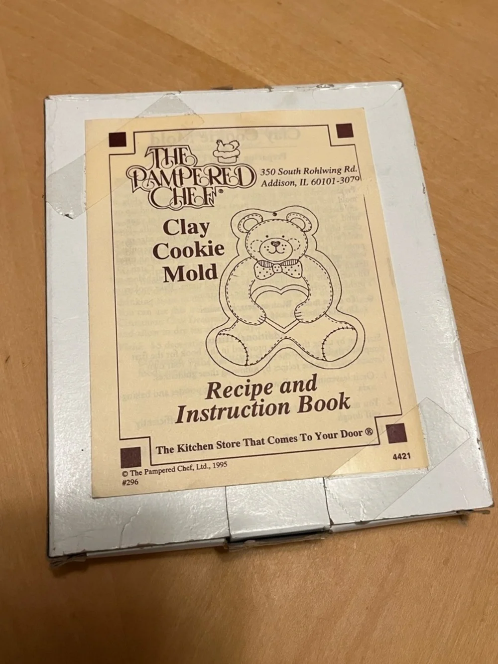 The Pampered Chef Teddy Bear Heart Clay Cookie Mold